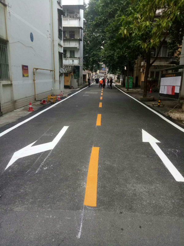 道路热熔标线施工过程中的常见问题