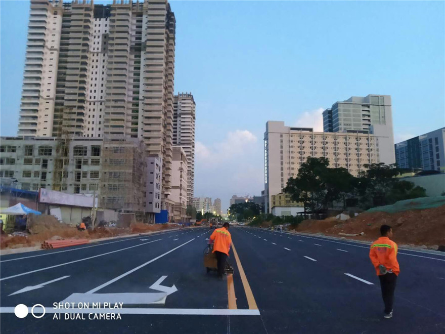 高新二路-市政道路标线-飞驰交通